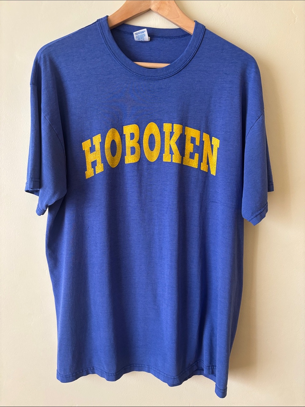 Vintage HOBOKEN Russell Athletic Blue Crewneck Tee with Logo Tag t-shirt size L